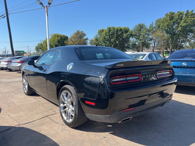 Dodge Challenger Vehicle Image 03