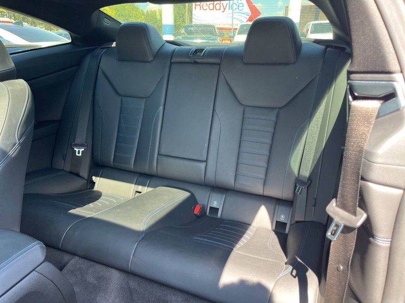 BMW 4 Series Vehicle Image 09