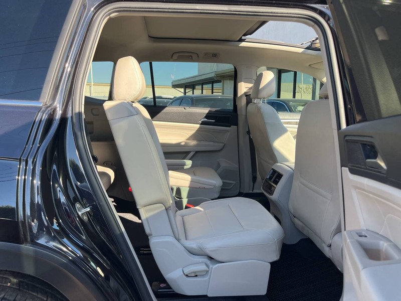 Volkswagen Atlas Vehicle Image 11