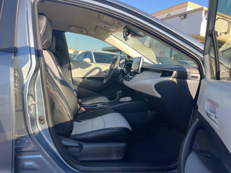 Toyota Corolla Vehicle Image 10