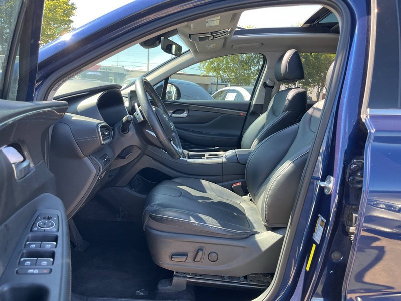 Hyundai Santa Fe Vehicle Image 07