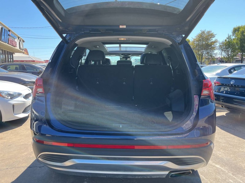 Hyundai Santa Fe Vehicle Image 09