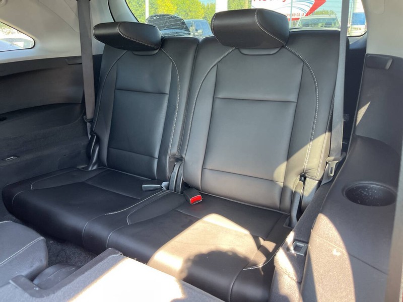 Acura MDX Sport Hybrid Vehicle Image 09