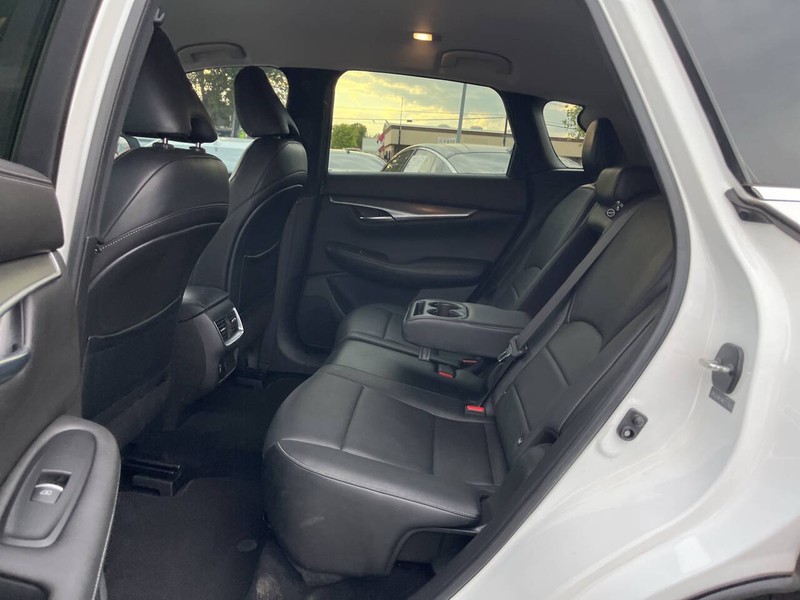 INFINITI QX50 Vehicle Image 08