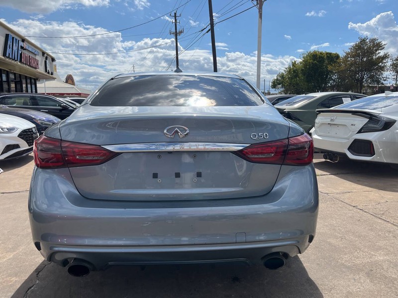 INFINITI Q50 Vehicle Image 04