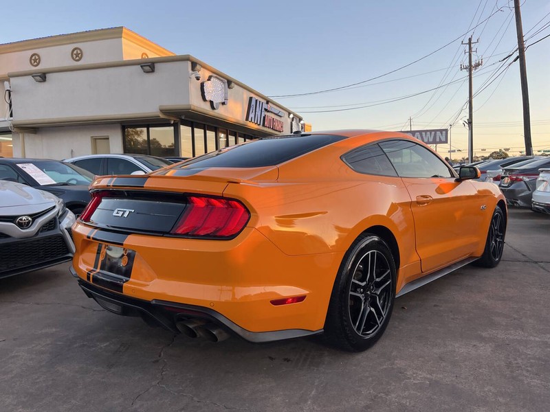 Ford Mustang Vehicle Image 05