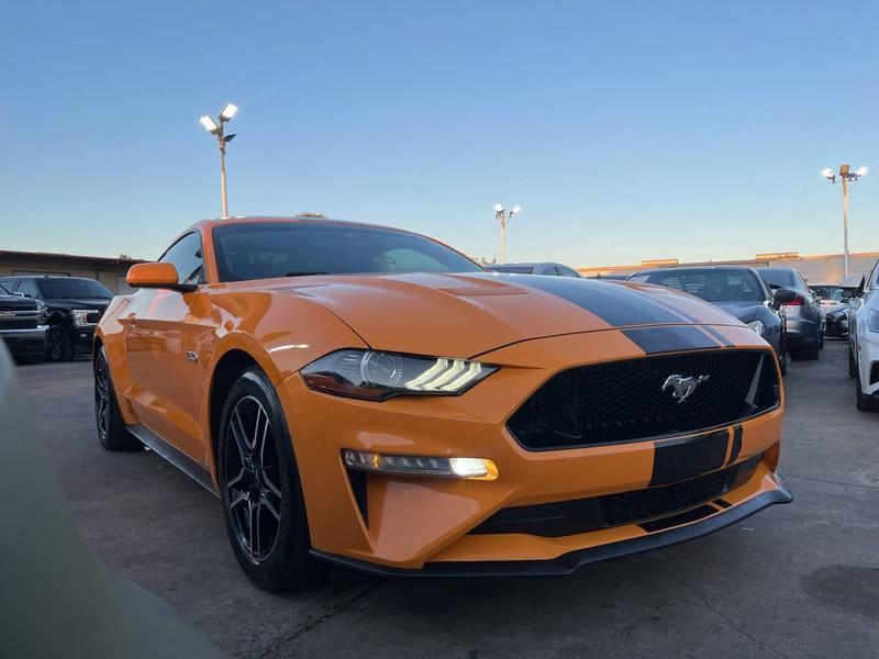Ford Mustang Vehicle Image 06