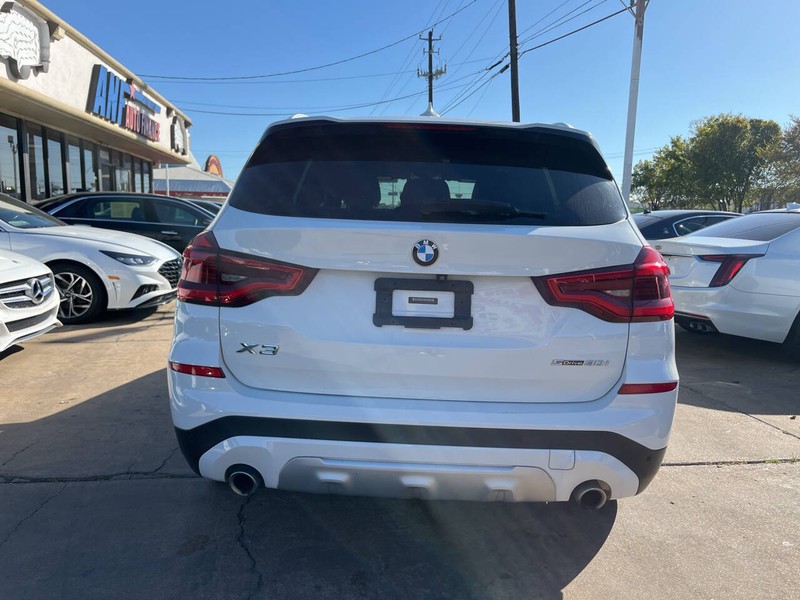 BMW X3 Vehicle Image 04