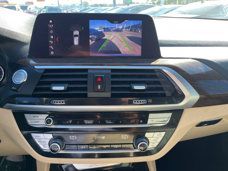 BMW X3 Vehicle Image 12