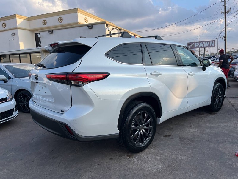 Toyota Highlander Vehicle Image 04