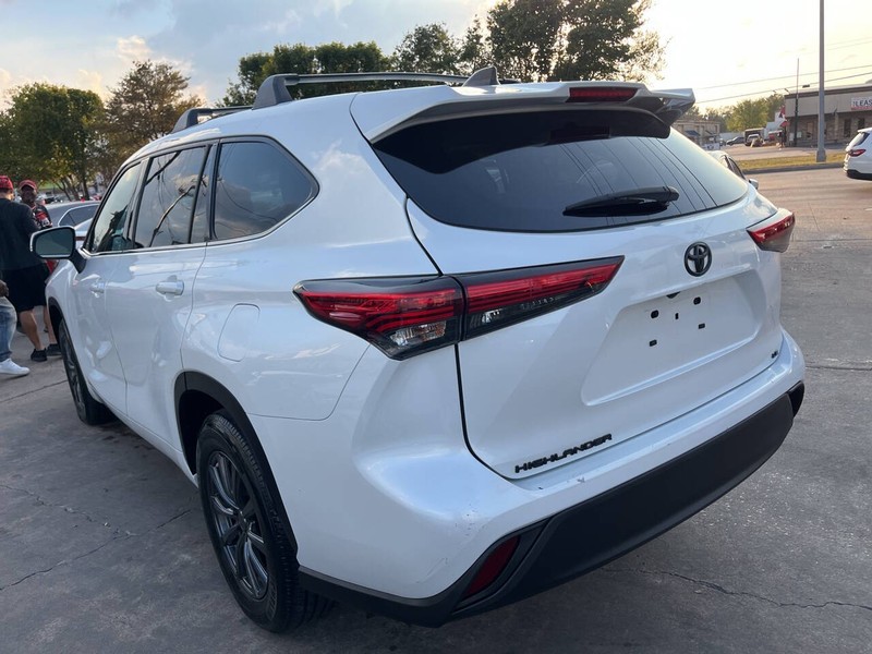Toyota Highlander Vehicle Image 07