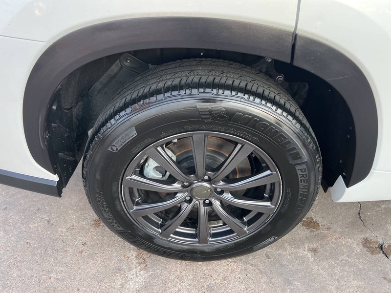 Toyota Highlander Vehicle Image 20