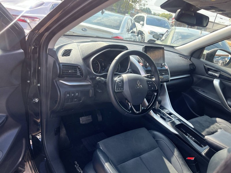 Mitsubishi Eclipse Cross Vehicle Image 08