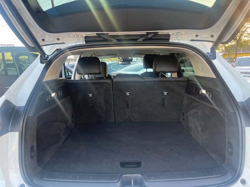 Buick Envision Vehicle Image 16