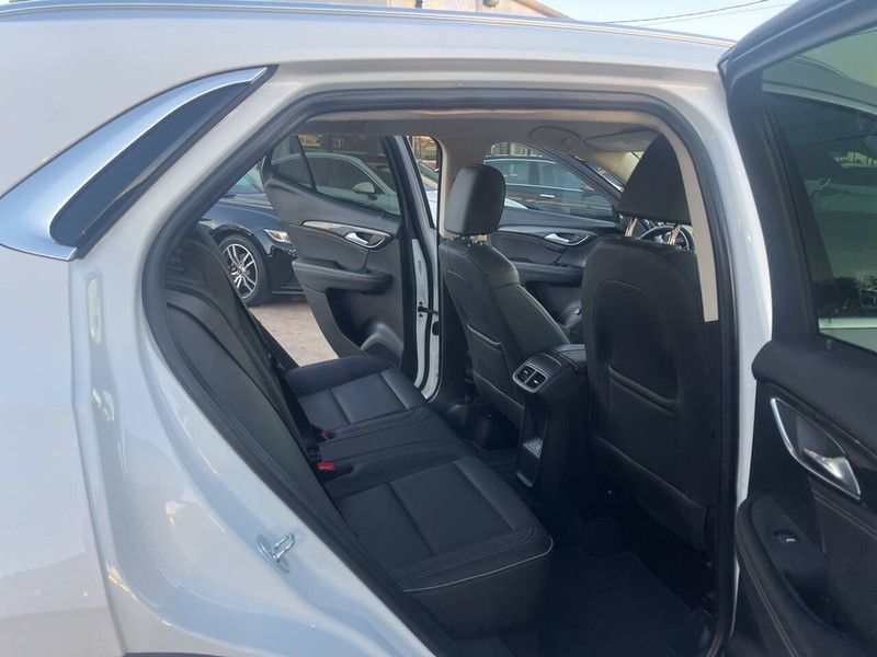 Buick Envision Vehicle Image 18