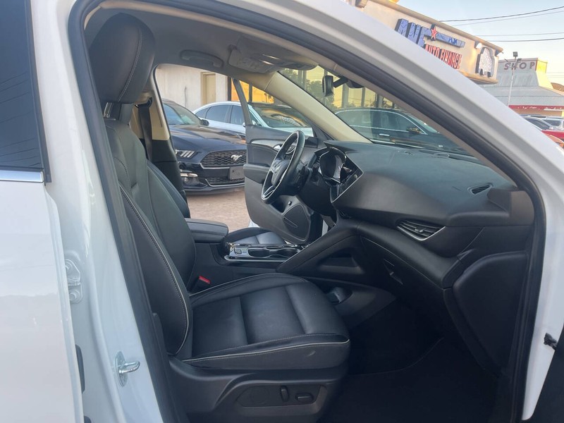 Buick Envision Vehicle Image 19