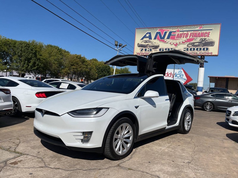 Tesla Model X Vehicle Image 07
