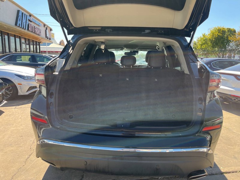 Nissan Murano Vehicle Image 09