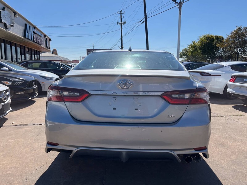 Toyota Camry Vehicle Image 04