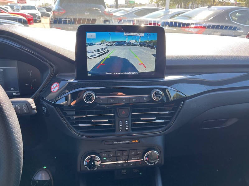 Ford Escape Vehicle Image 12