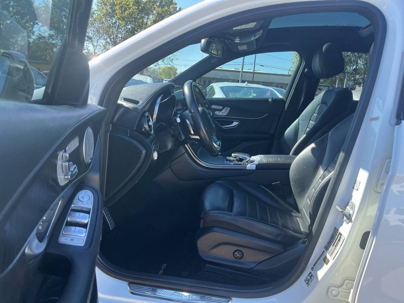 Mercedes-Benz GLC Vehicle Image 07