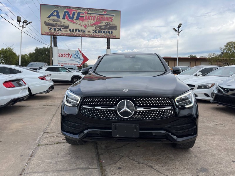 Mercedes-Benz GLC Vehicle Image 02