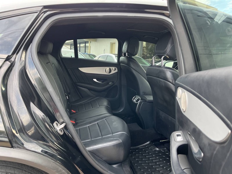 Mercedes-Benz GLC Vehicle Image 10