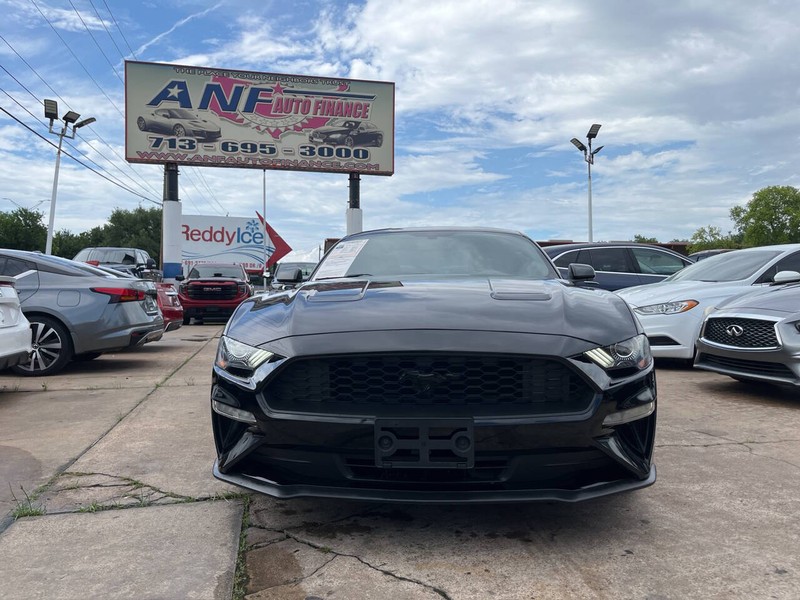 Ford Mustang Vehicle Image 02