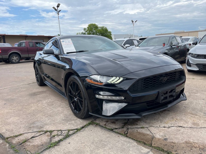 Ford Mustang Vehicle Image 06