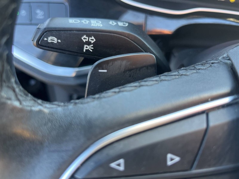 Audi Q3 Vehicle Image 10