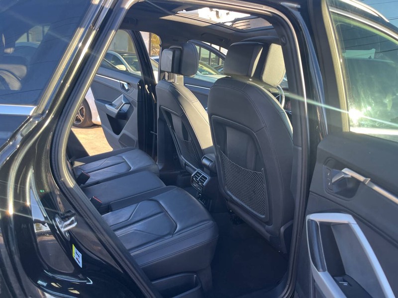 Audi Q3 Vehicle Image 22