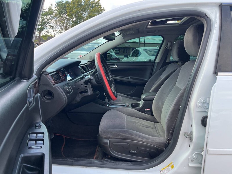 Chevrolet Impala Vehicle Image 07