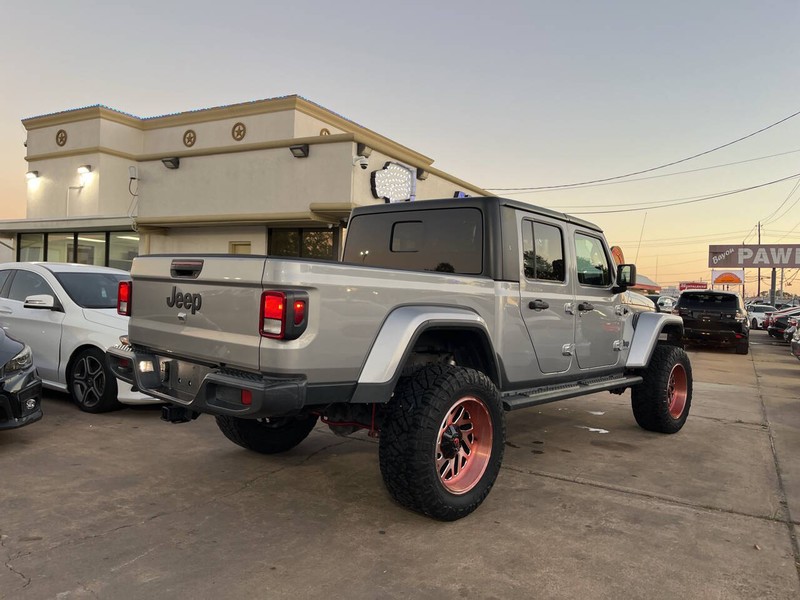 Jeep Gladiator Vehicle Image 05