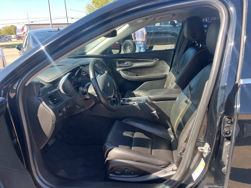 Chevrolet Impala Vehicle Image 09