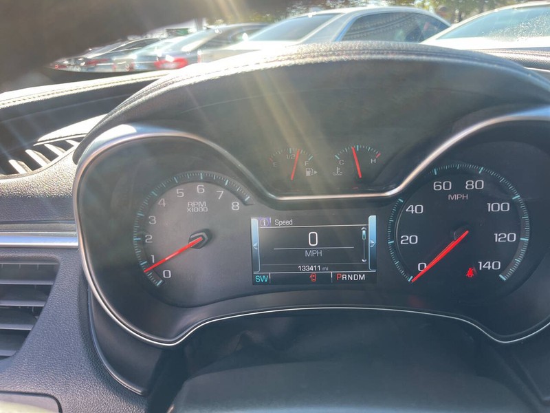 Chevrolet Impala Vehicle Image 10