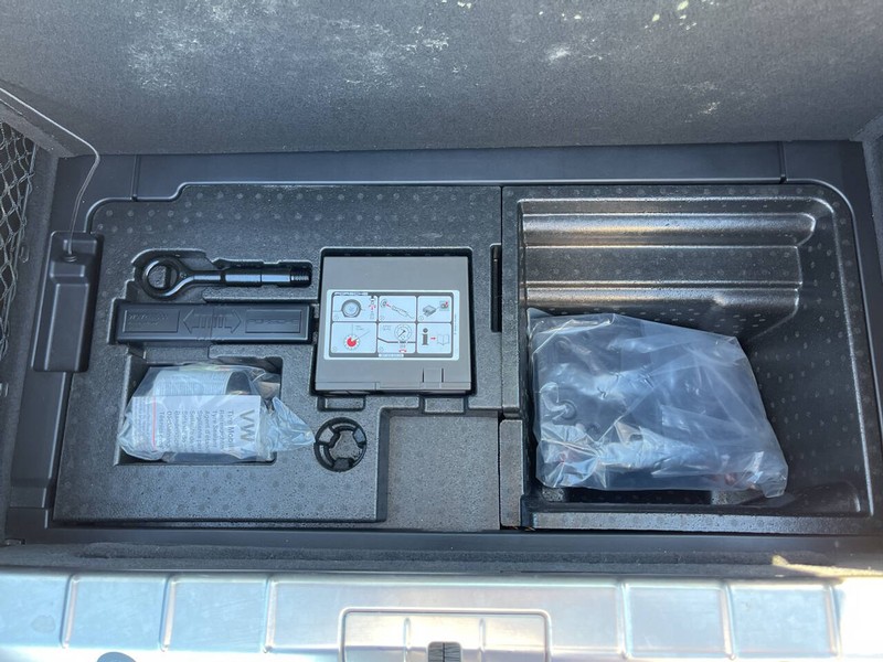 Porsche Panamera Vehicle Image 11