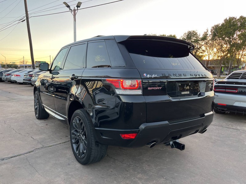 Land Rover Range Rover Sport Vehicle Image 03