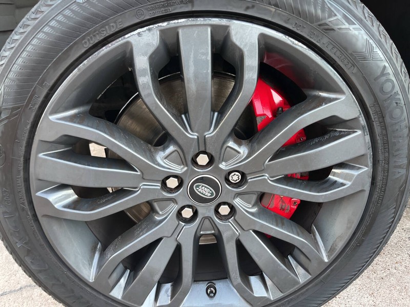 Land Rover Range Rover Sport Vehicle Image 13