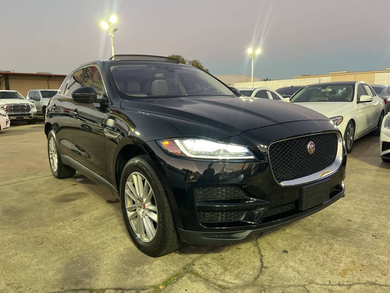 Jaguar F-PACE Vehicle Image 06