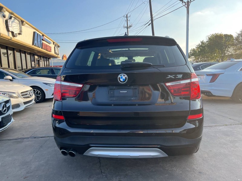 BMW X3 Vehicle Image 04