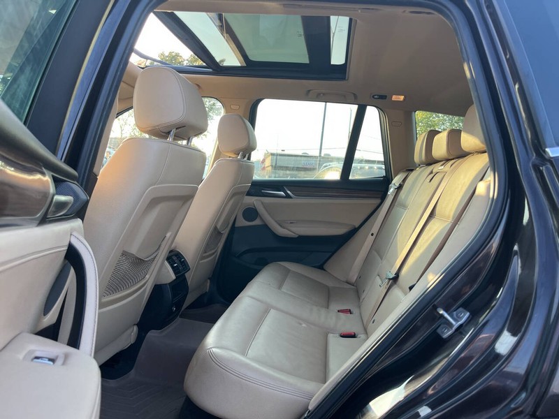 BMW X3 Vehicle Image 08