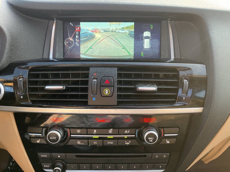 BMW X3 Vehicle Image 12