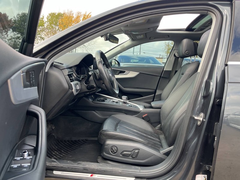 Audi A4 Vehicle Image 07