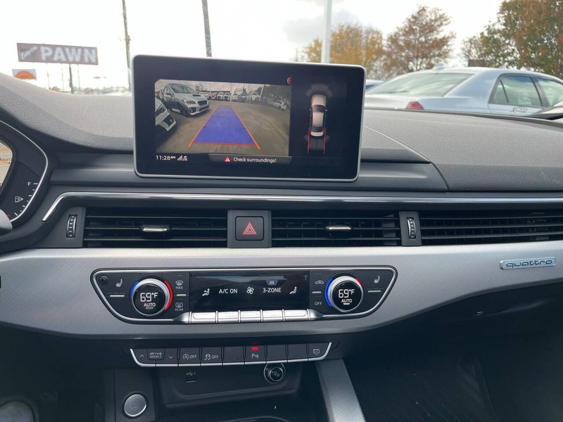 Audi A4 Vehicle Image 12