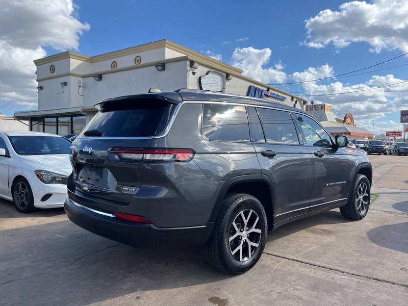 Jeep Grand Cherokee L Vehicle Image 05