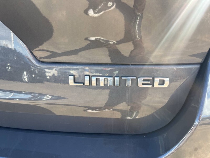 Jeep Grand Cherokee L Vehicle Image 08