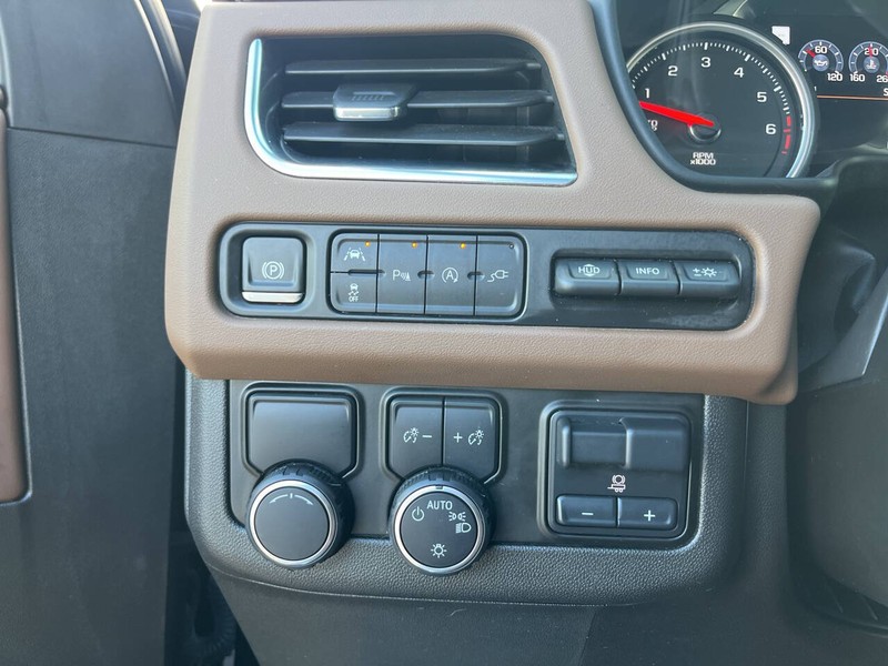 Chevrolet Tahoe Vehicle Image 17