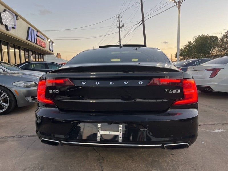 Volvo S90 Vehicle Image 04