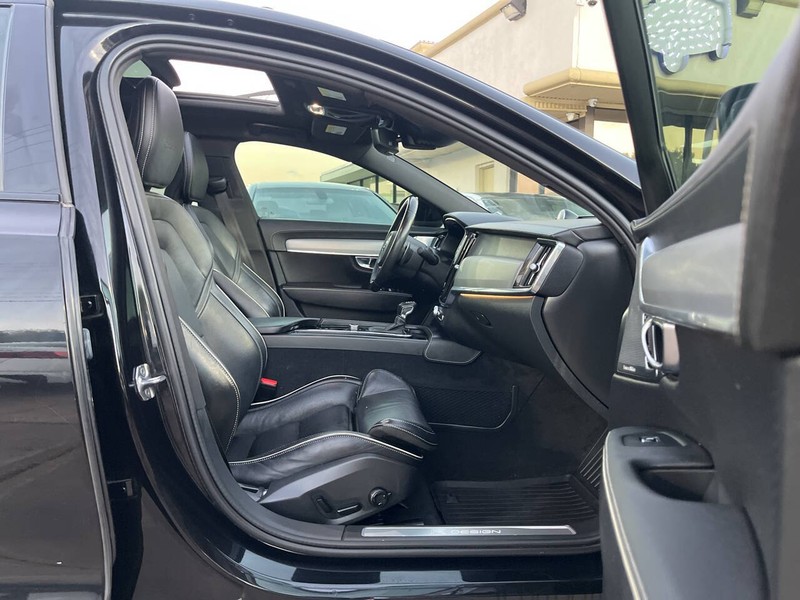 Volvo S90 Vehicle Image 13