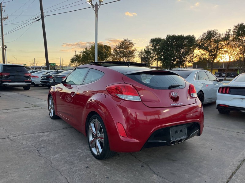 Hyundai Veloster Vehicle Image 03